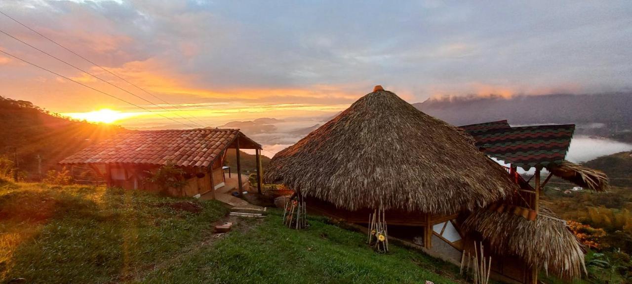 Ecohotel Soplo Del Tambo Кокорна Екстер'єр фото